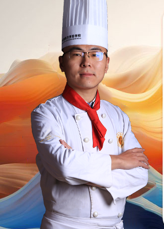 黄亮